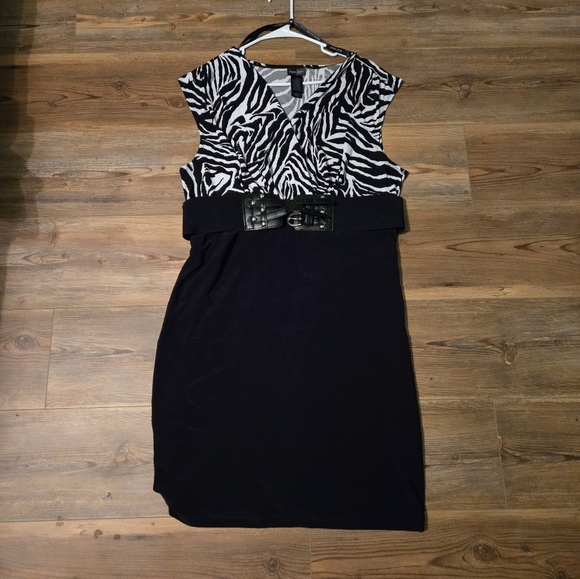 Bisou Bisou Black and White Sheath Dress Cap Sleeve Crew Neck - Picture 1 of 6